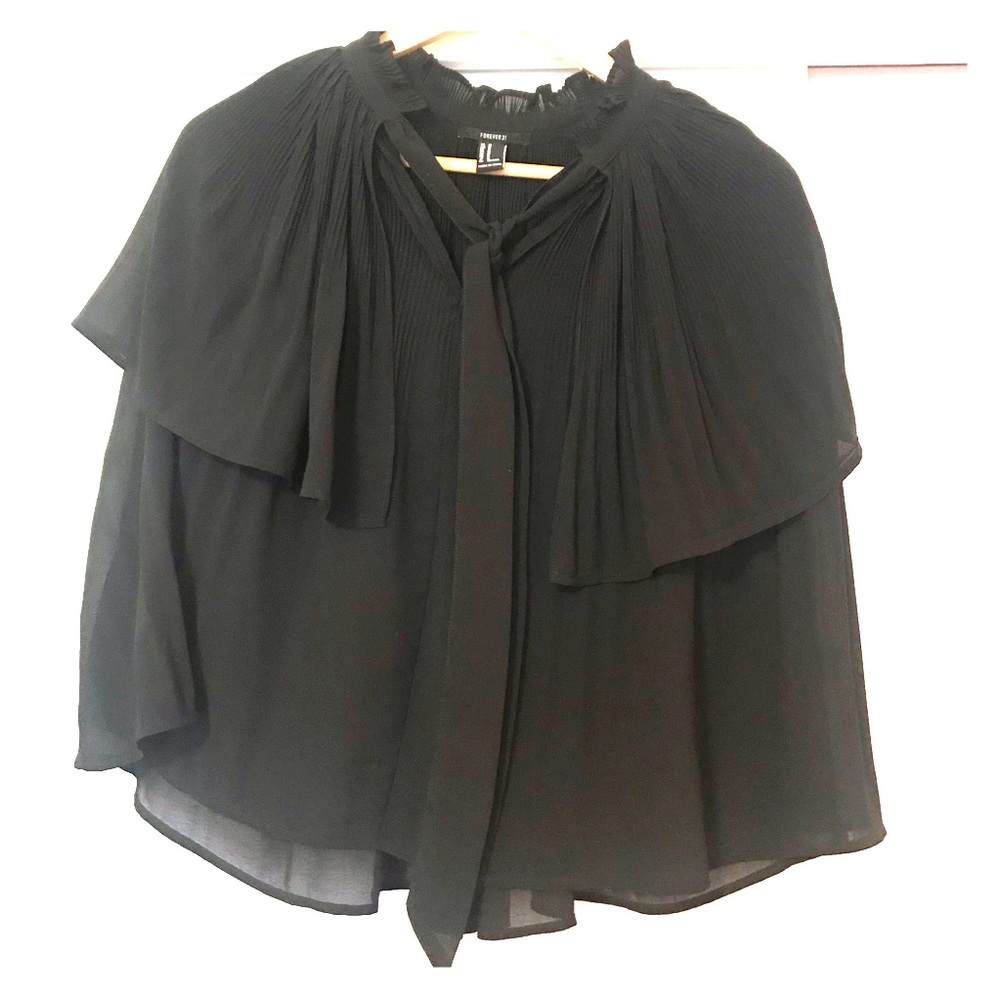 FOREVER 21 Black Pleated Bow Top SZ M